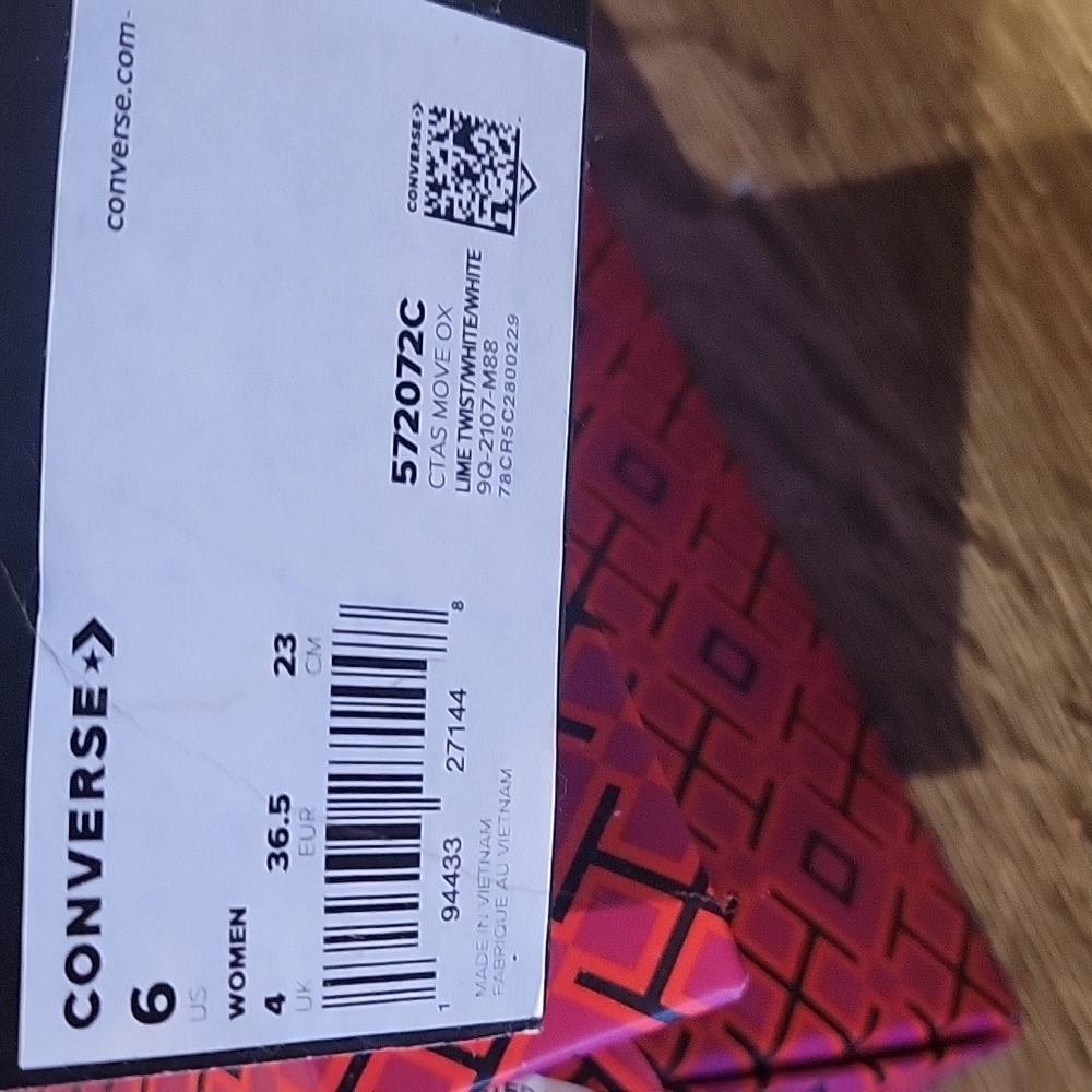 Converse - Picture 7 of 7